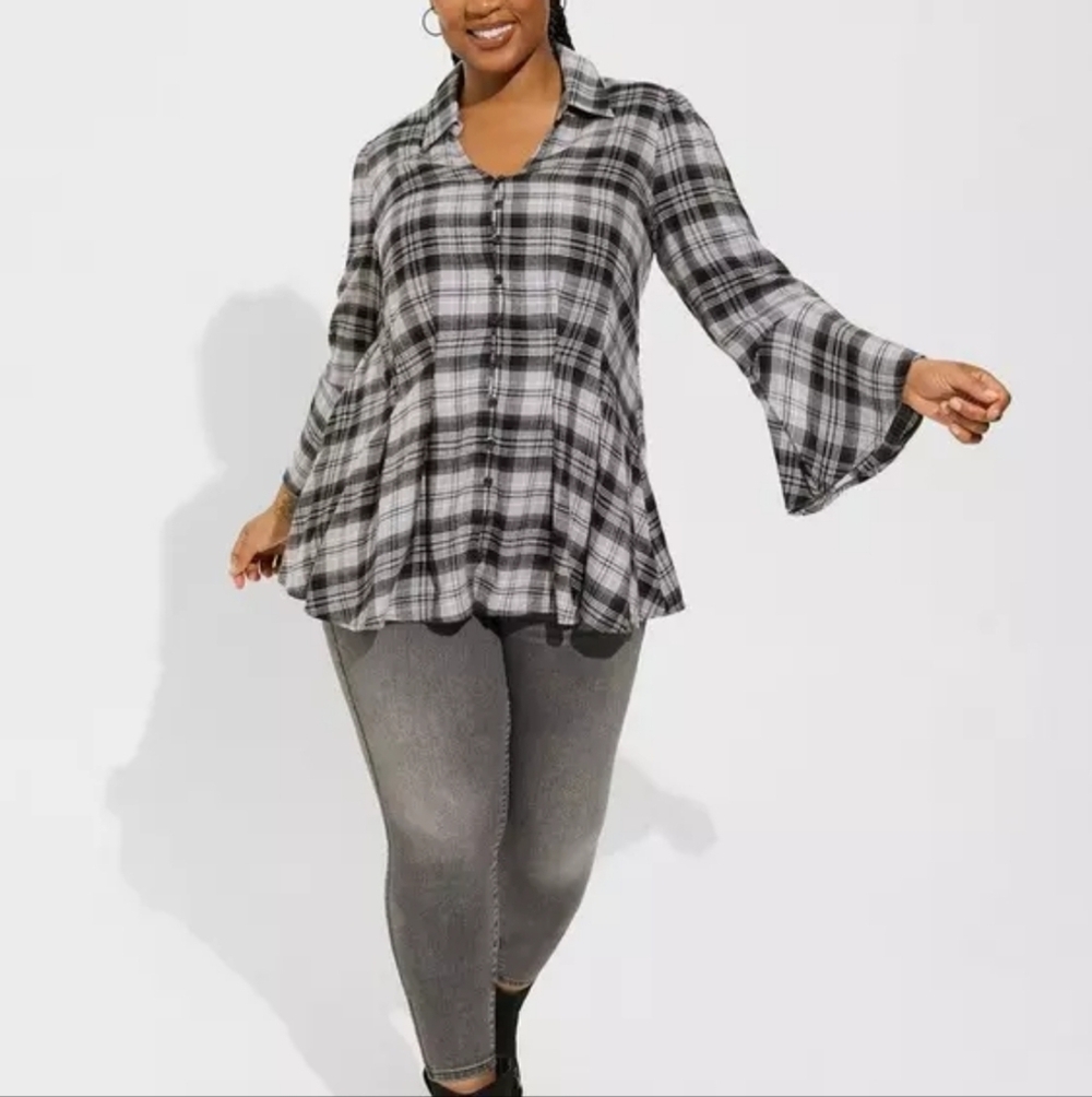 2X • Torrid • Fit & Flare Softest Flannel Acrylic Top With Bell Sleeves & Corset